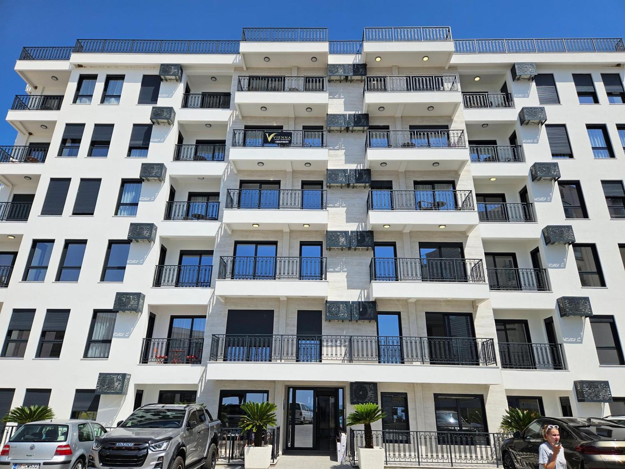 Vienna Luxury Apartments Dobra Voda Exterior photo